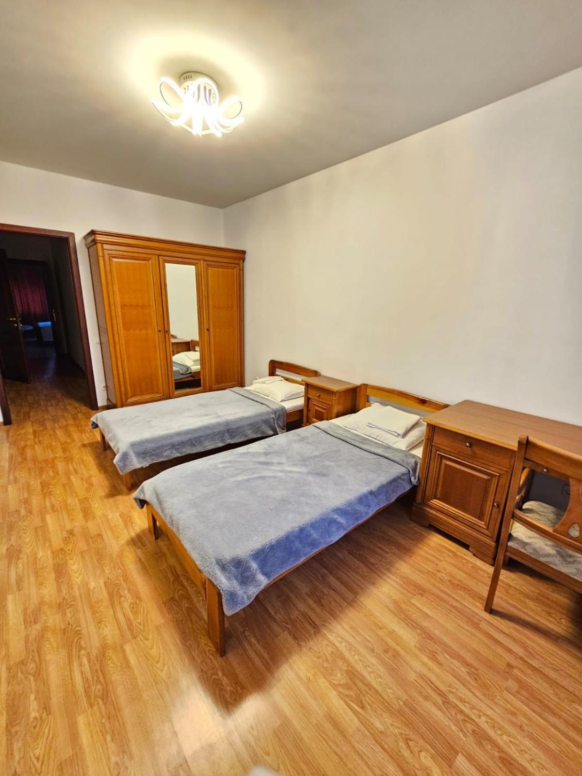 Bulevardul Constantin Negruzzi 2/6 Kischinau Exterior foto